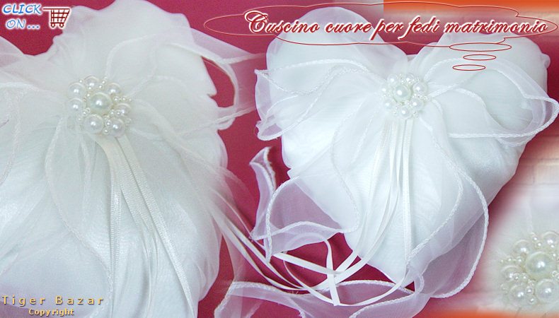 cuscini per fedi matrimonio modello cuore avorio nastro bianco con fermaglio perle brillantini