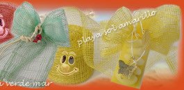 creare perline idee con coccarde confetti bomboniere iuta, materiale bijoux bigiotteria effetto madreperla conchiglie