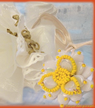 come creare con tulle centrini organza, fiore perle di vetro porta confetti bomboniere sposi, ringraziamento, promessa di matrimonio