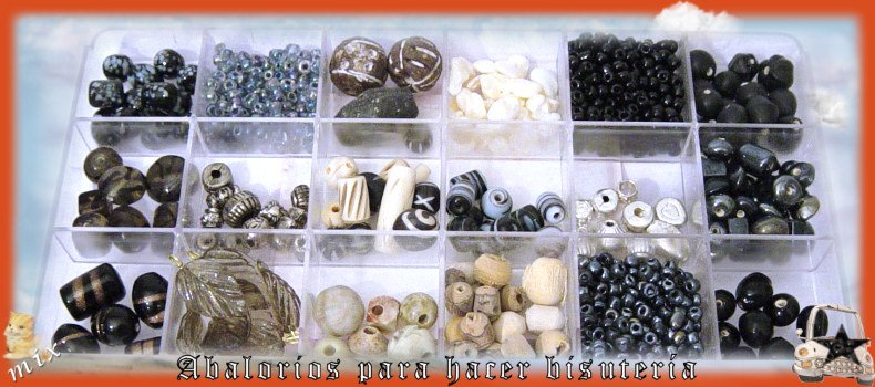 Tavolozza per perle e collane, Bead design board – Il Mercante di Sogni •  specialisti di bigiotteria fai da te
